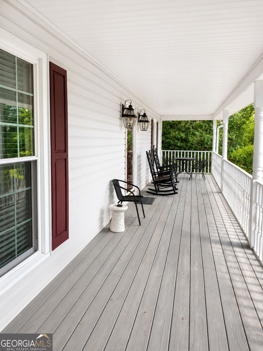 823 Ridge Avenue Property Photo 4