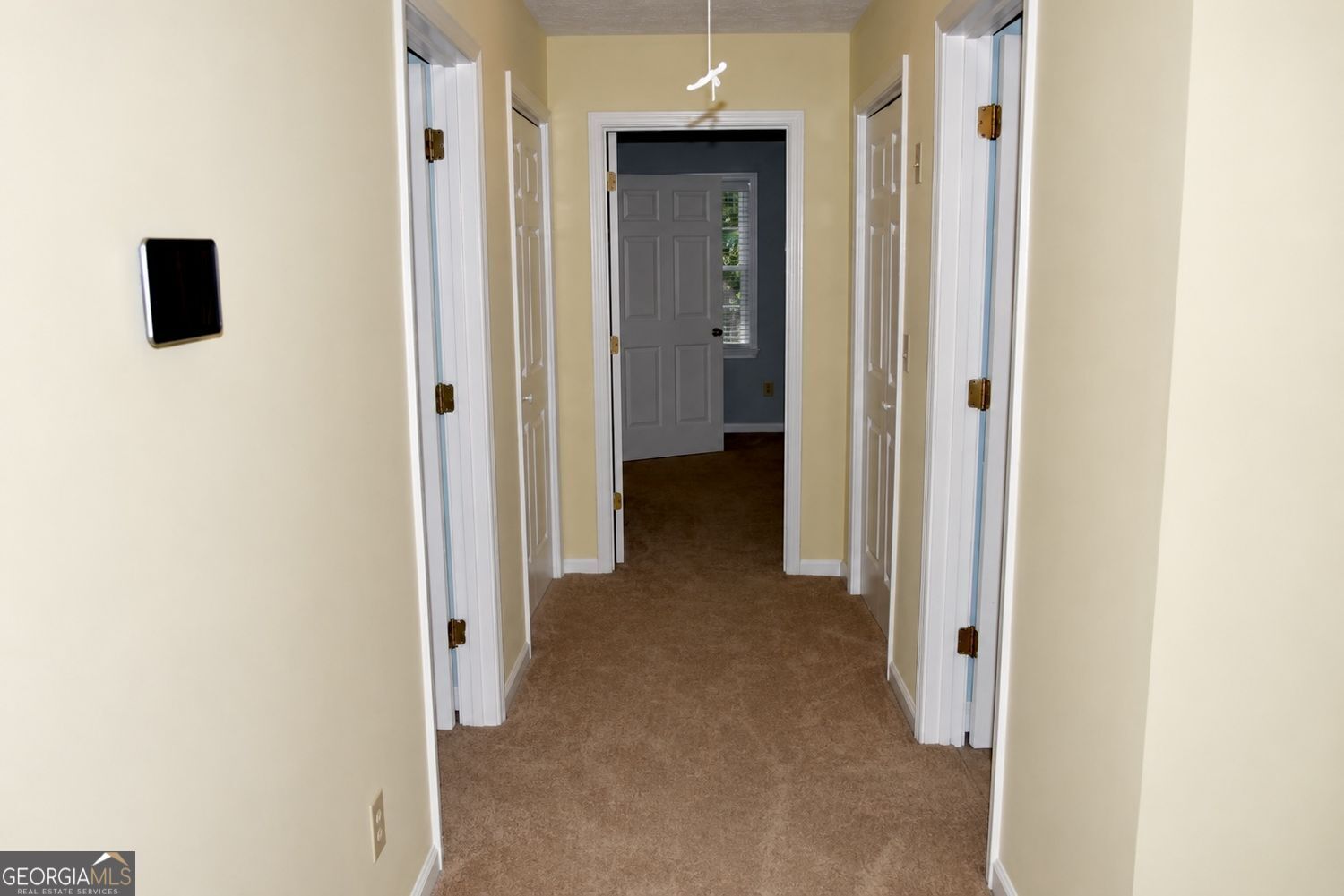 823 Ridge Avenue Property Photo 17