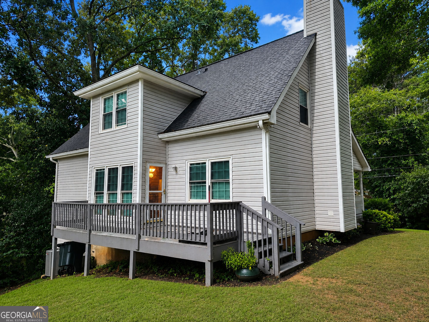 823 Ridge Avenue Property Photo 39