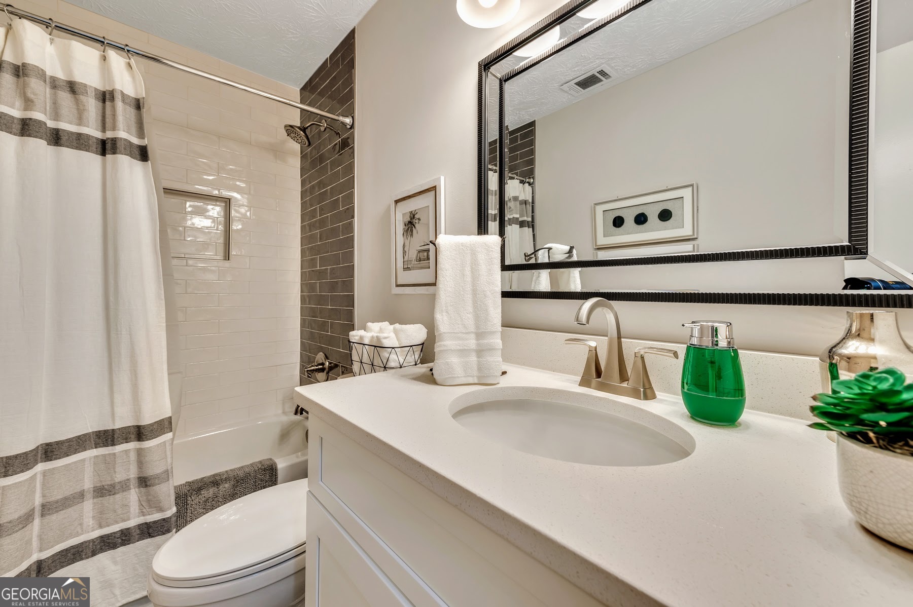 160 Booth Road Sw Apt A Property Photo 13