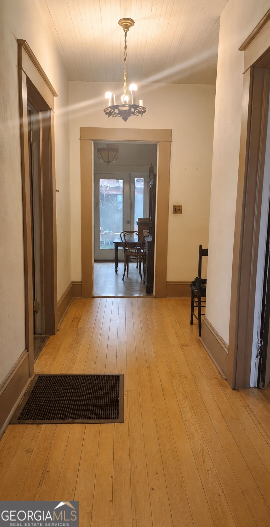 815 S Center Street Property Photo 16