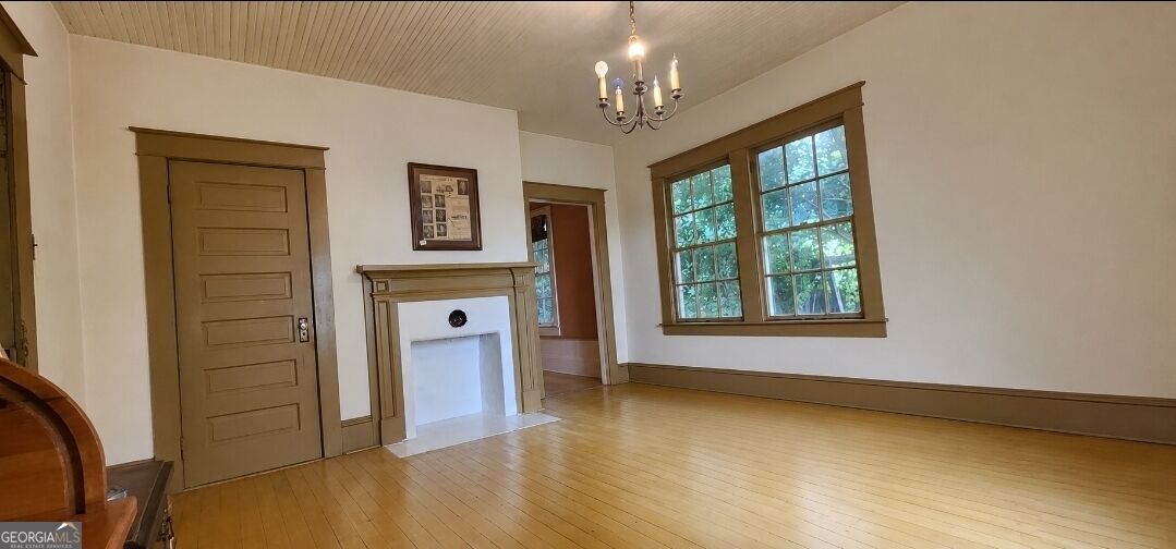 815 S Center Street Property Photo 23