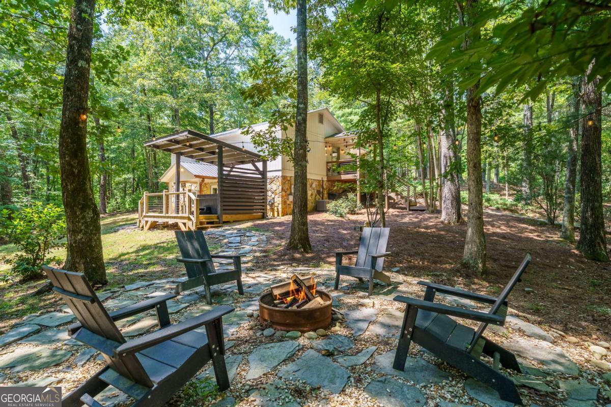 115 Doe Run Property Photo 2