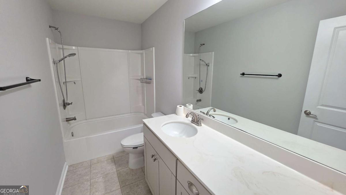 2339 Village Grove Drive Property Photo 29