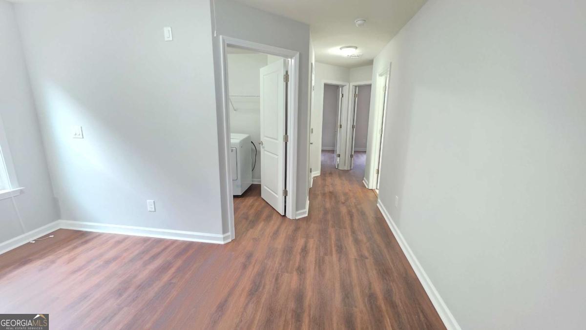 2339 Village Grove Drive Property Photo 31