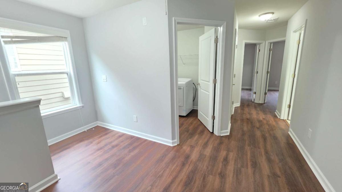 2339 Village Grove Drive Property Photo 37