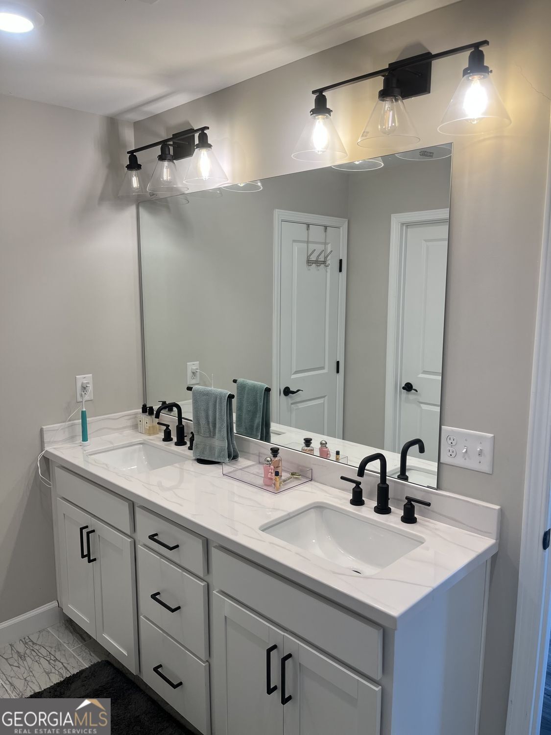 2956 Edgemont Lane Sw Property Photo 20