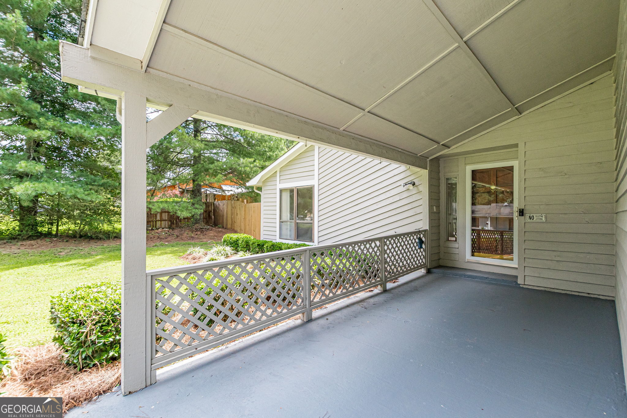 228 Avalon Way Property Photo 5