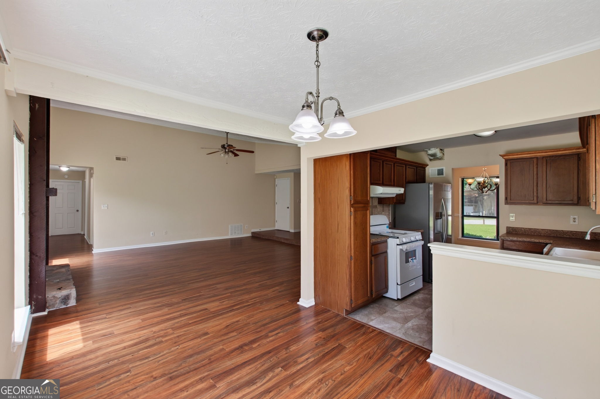 228 Avalon Way Property Photo 25