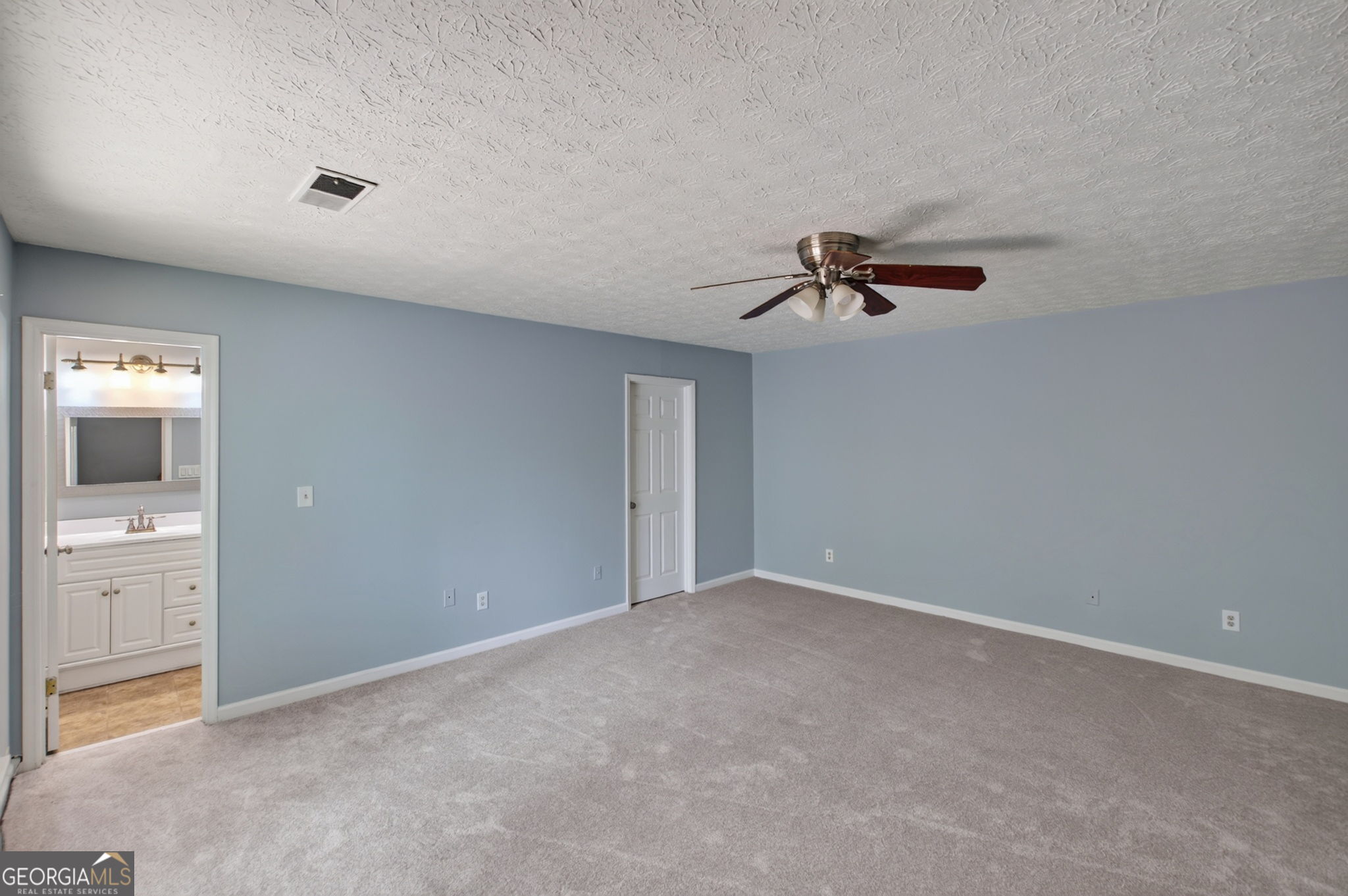 228 Avalon Way Property Photo 33