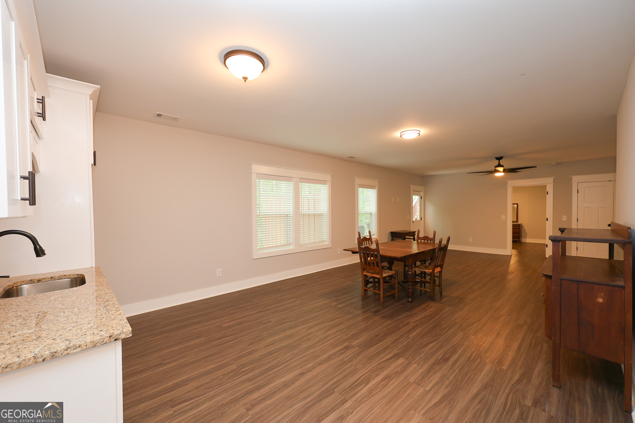 2033 Lakeview Parkway Property Photo 55