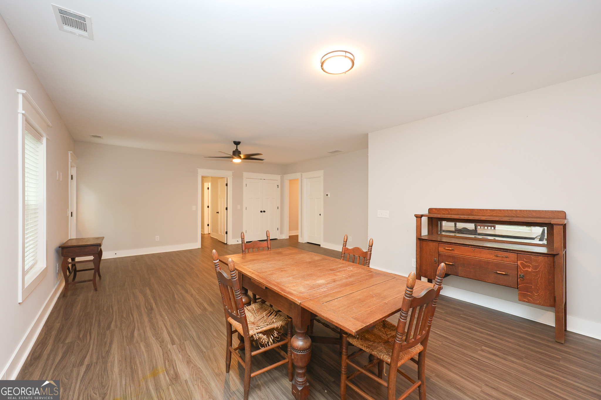 2033 Lakeview Parkway Property Photo 58