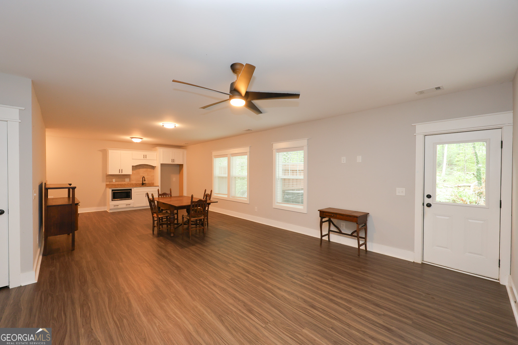 2033 Lakeview Parkway Property Photo 61