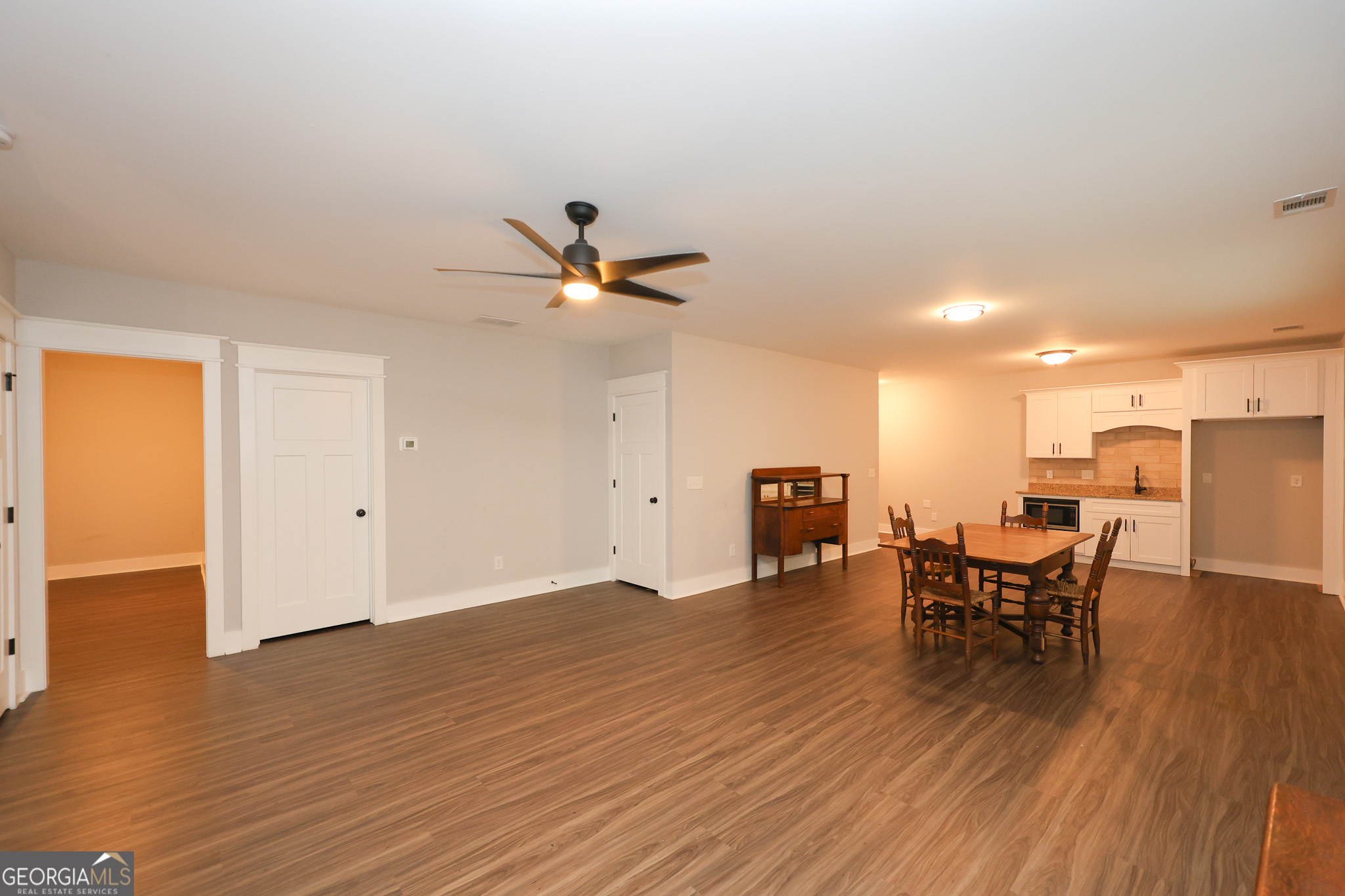2033 Lakeview Parkway Property Photo 62