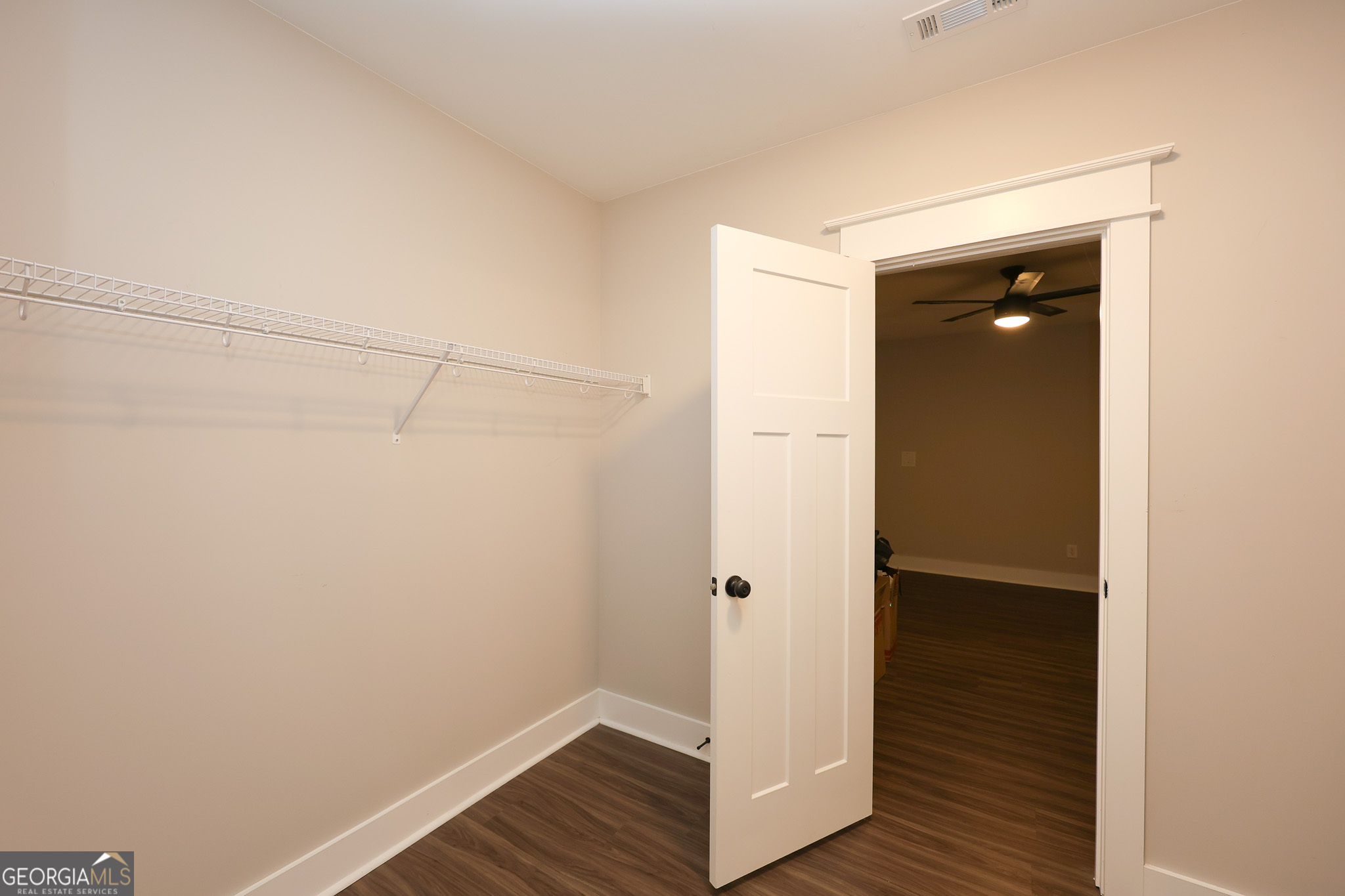2033 Lakeview Parkway Property Photo 70