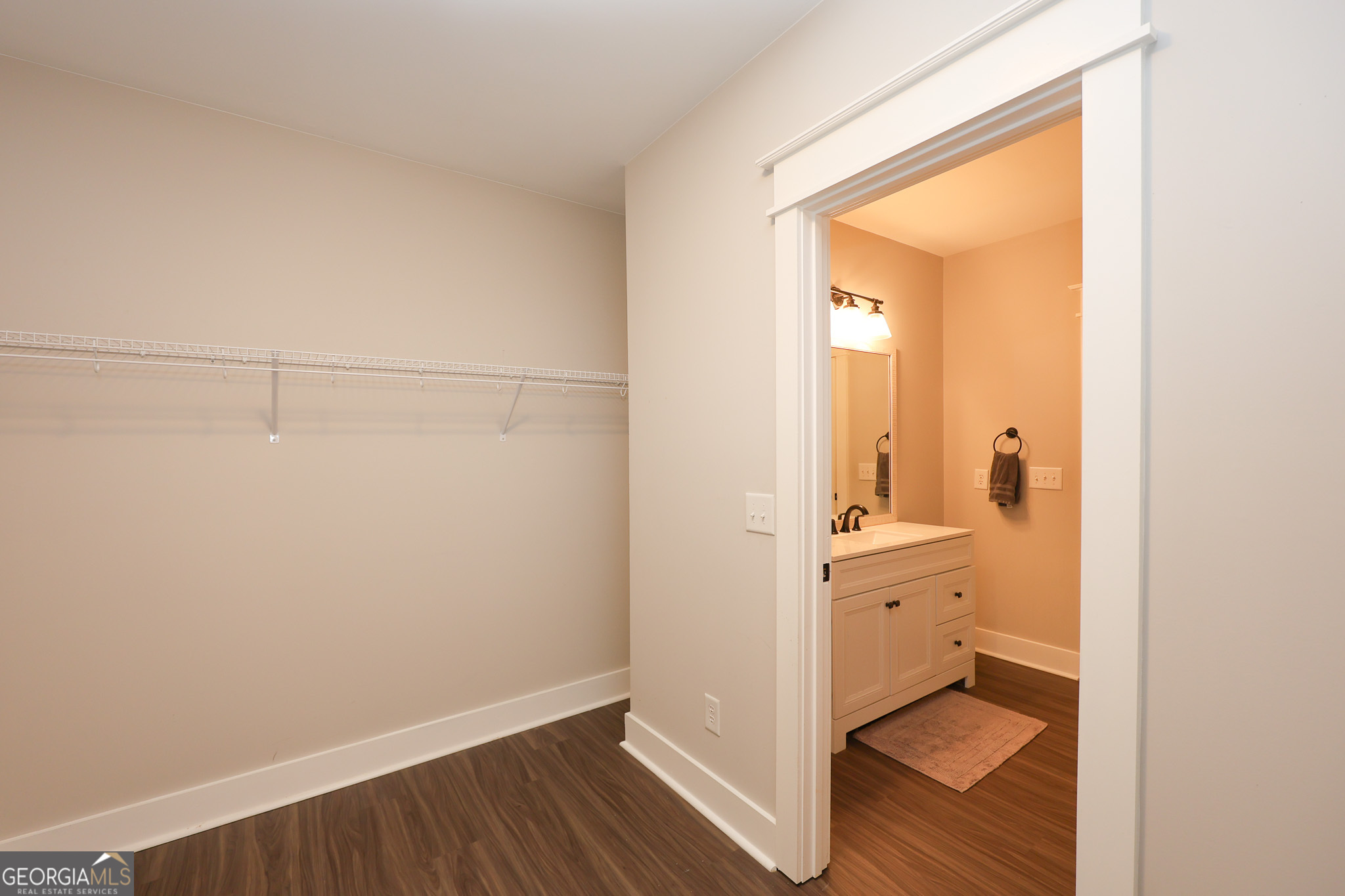 2033 Lakeview Parkway Property Photo 71