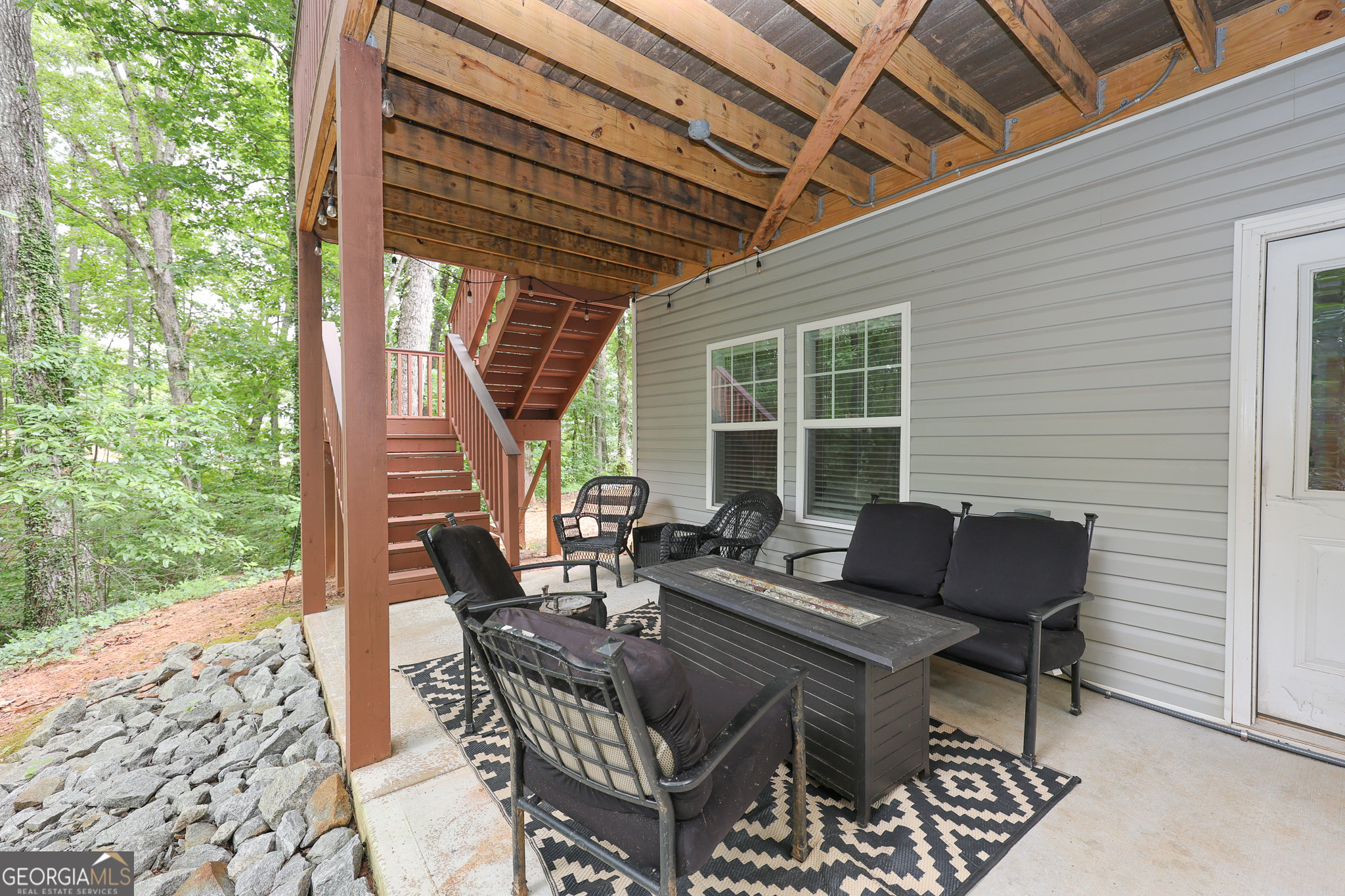 2033 Lakeview Parkway Property Photo 75