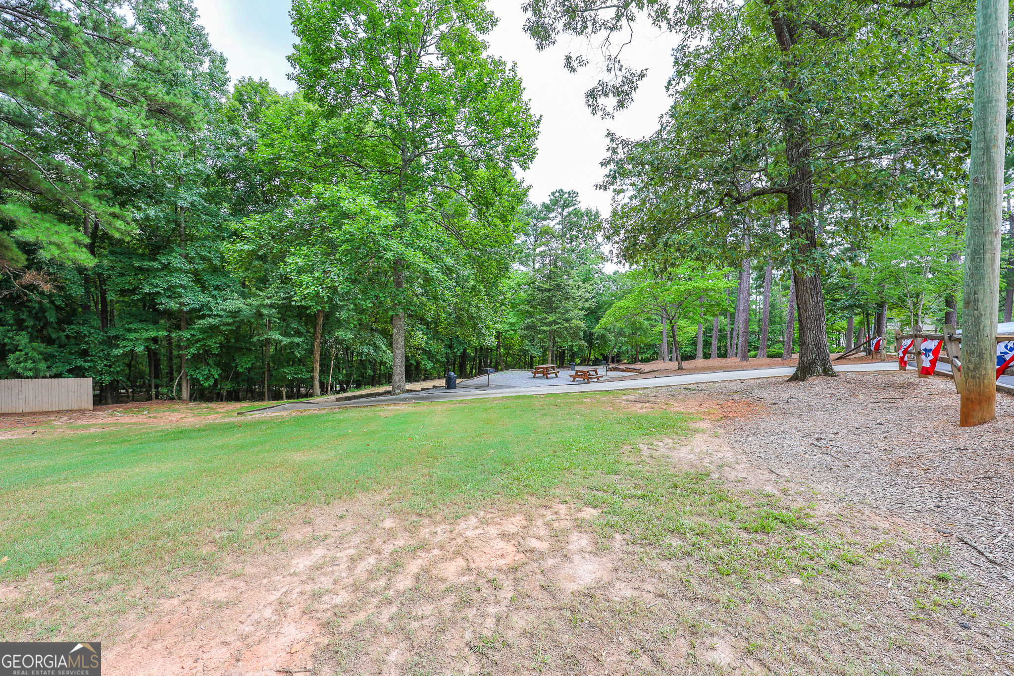 2033 Lakeview Parkway Property Photo 110