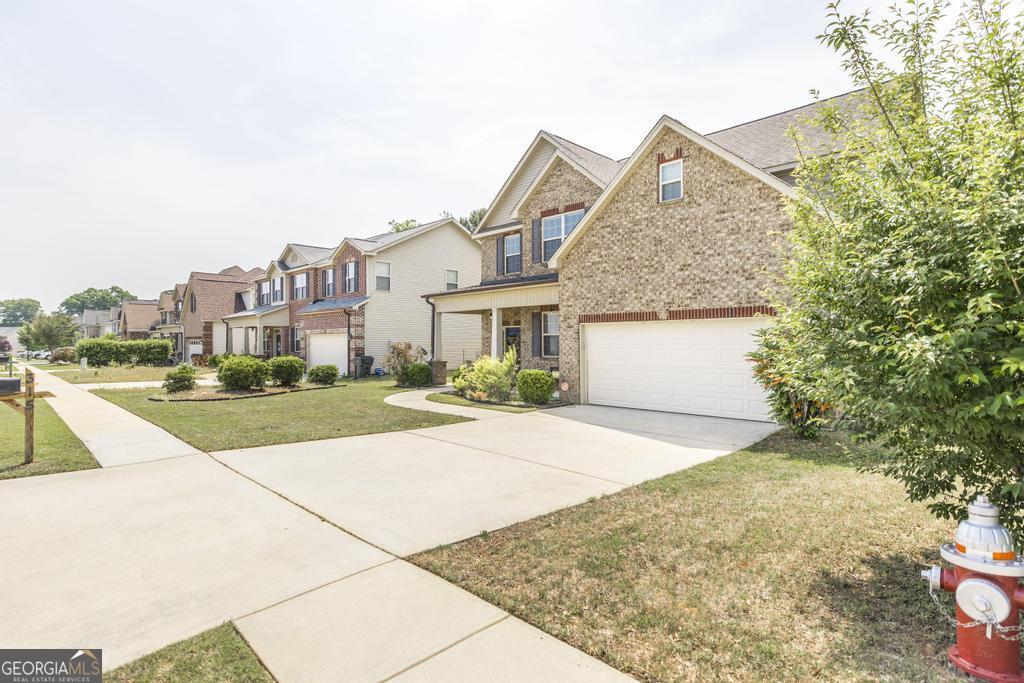 315 Deven Court Property Photo 4