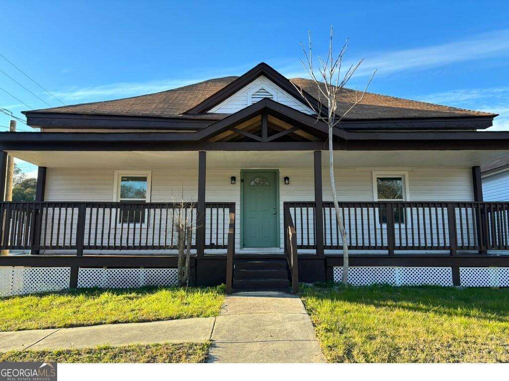 1195 Lawton Drive Property Photo 2