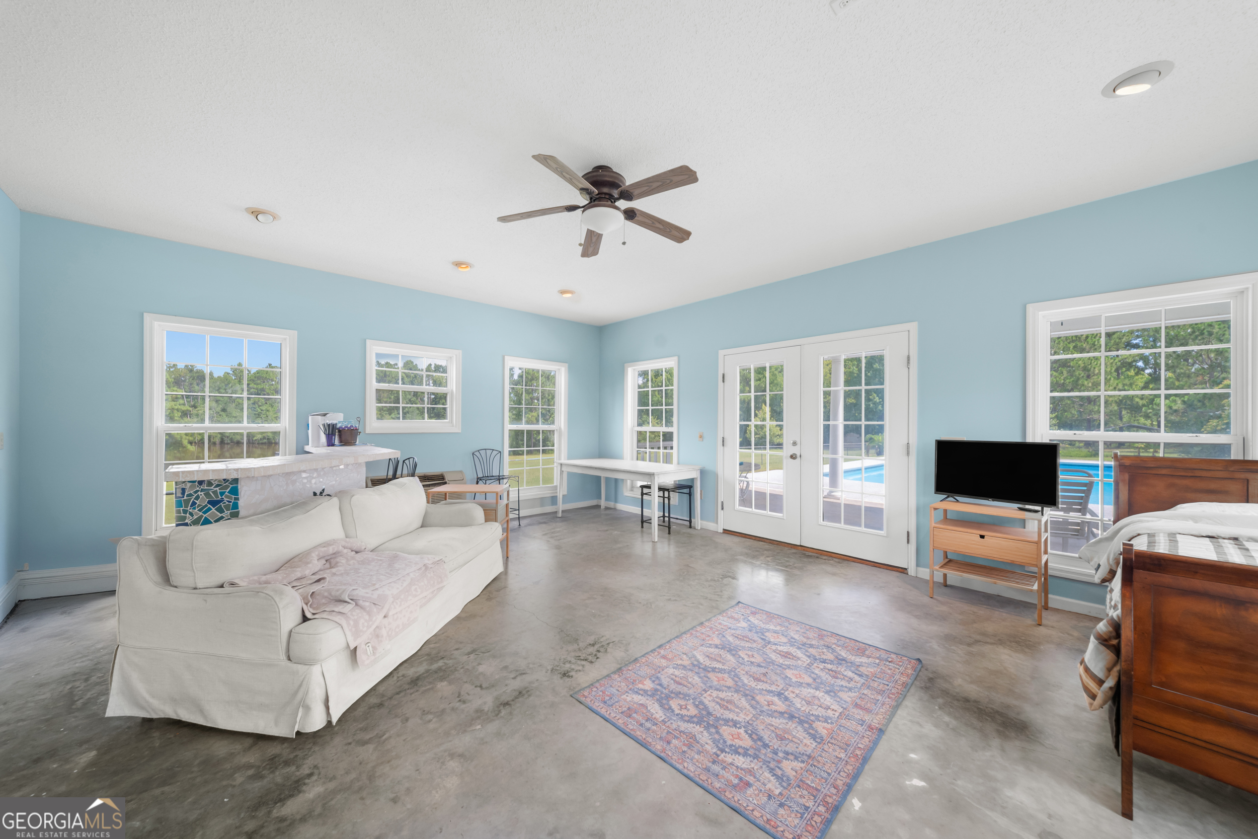 63 Lewis Circle Property Photo 40