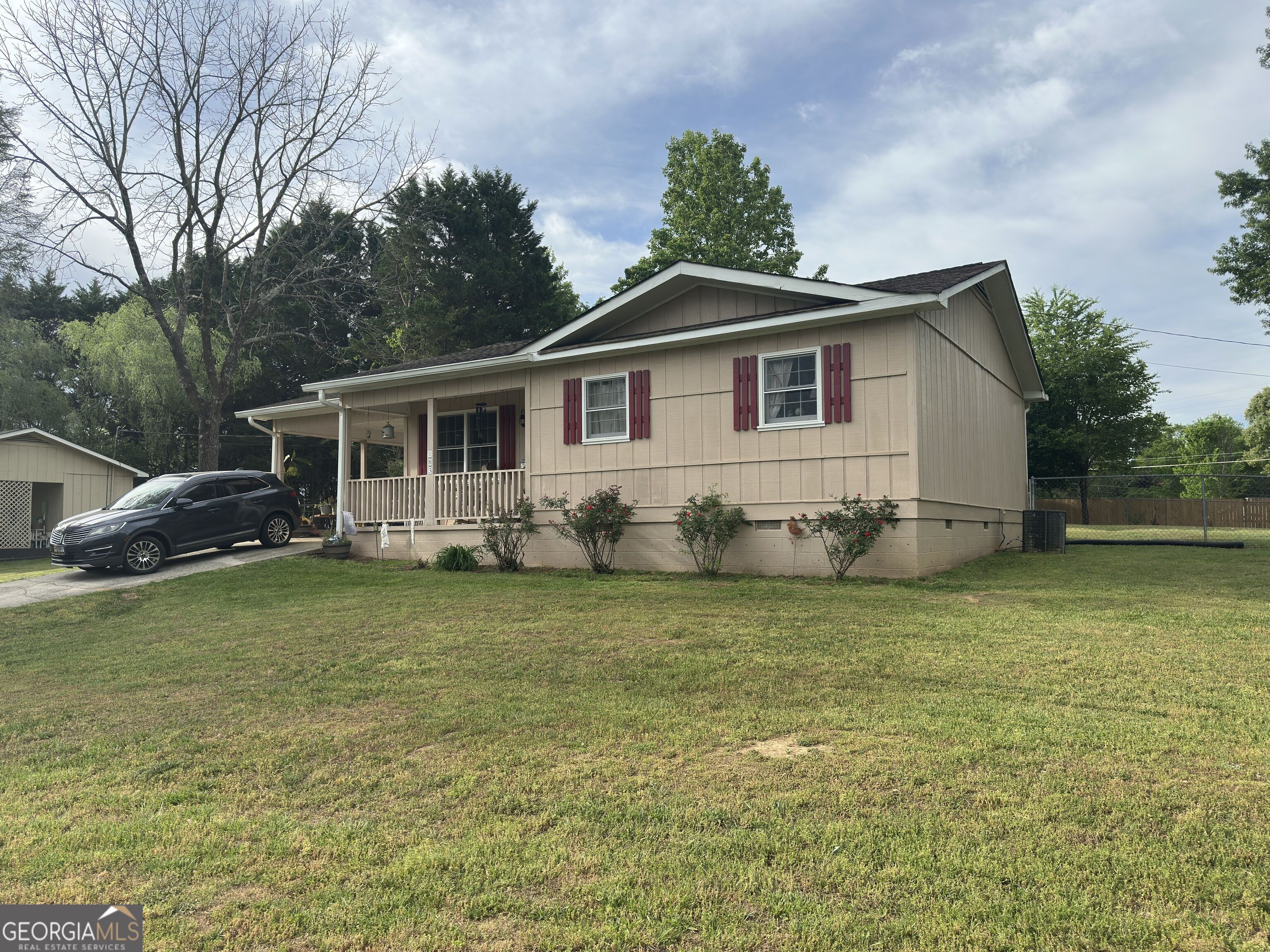 183 Garrison Road Property Photo 1