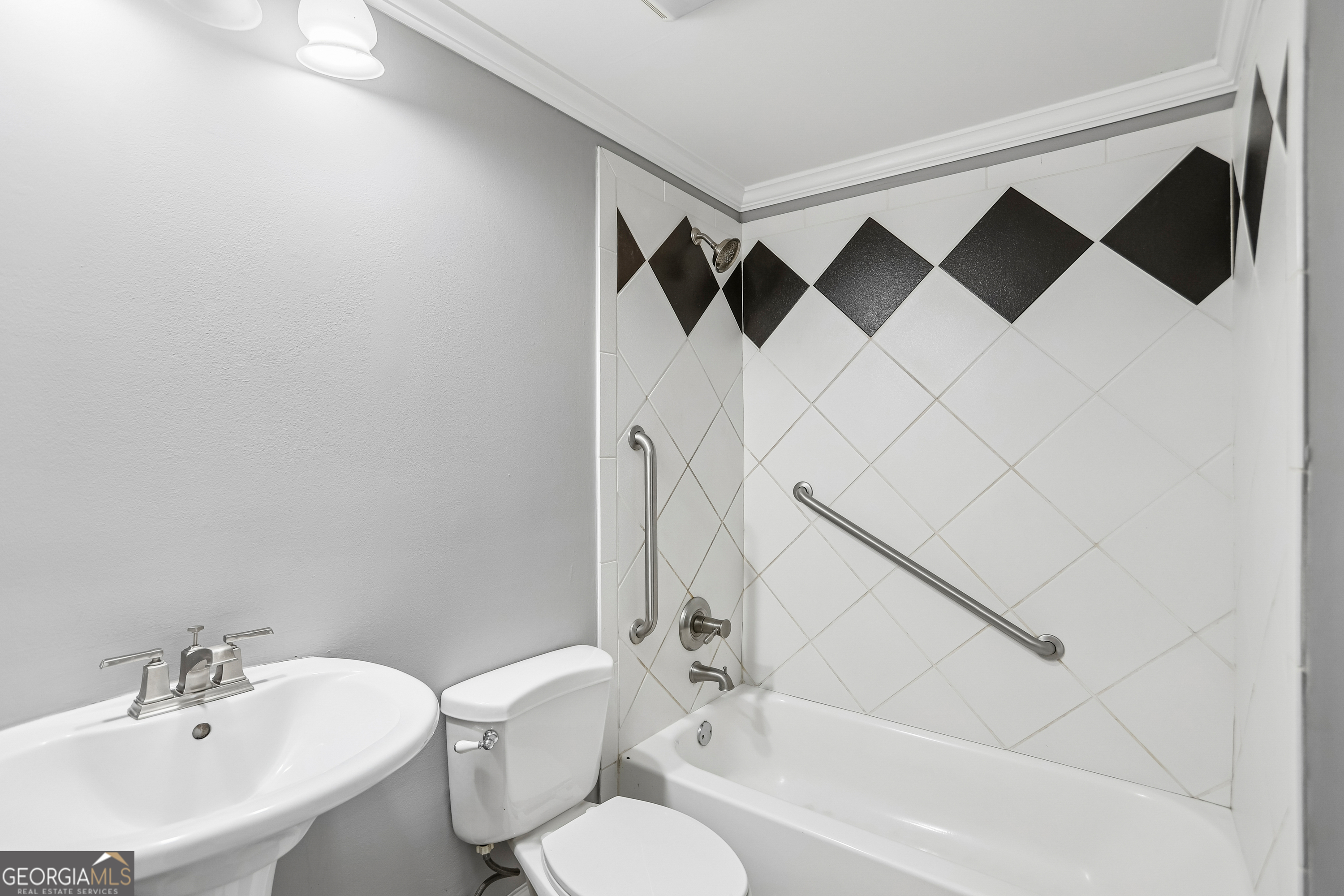700 Leeds Garden Terrace Property Photo 25