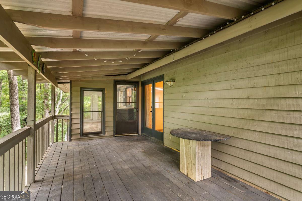 368 Still Hollow Road Property Photo 8