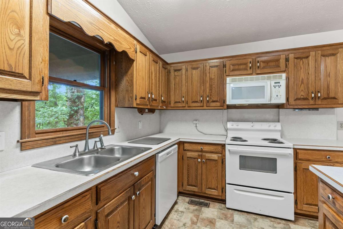 368 Still Hollow Road Property Photo 17