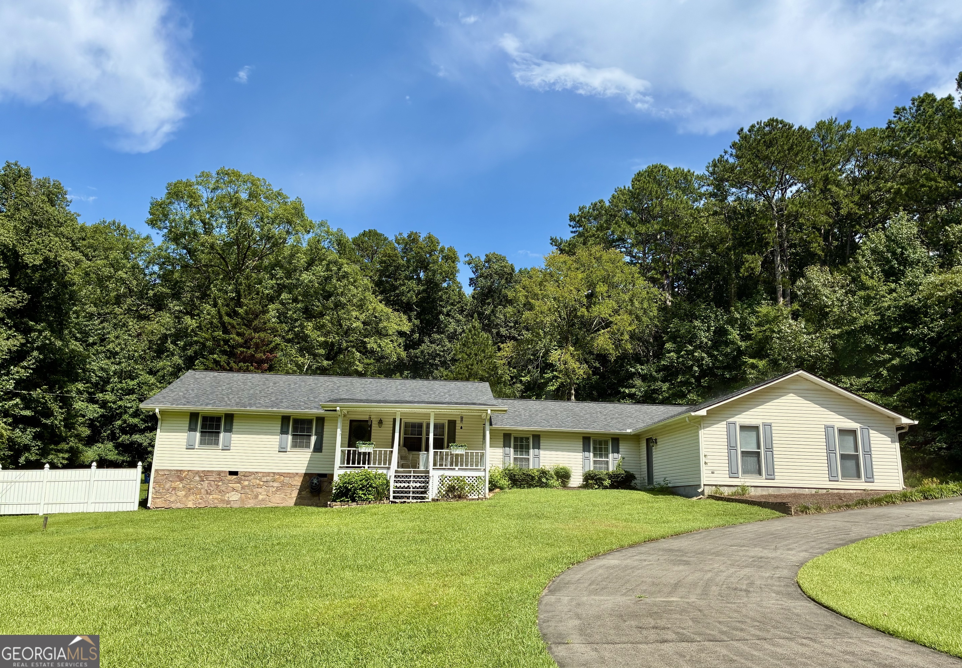 334 Armuchee Trail Ne Property Photo 1