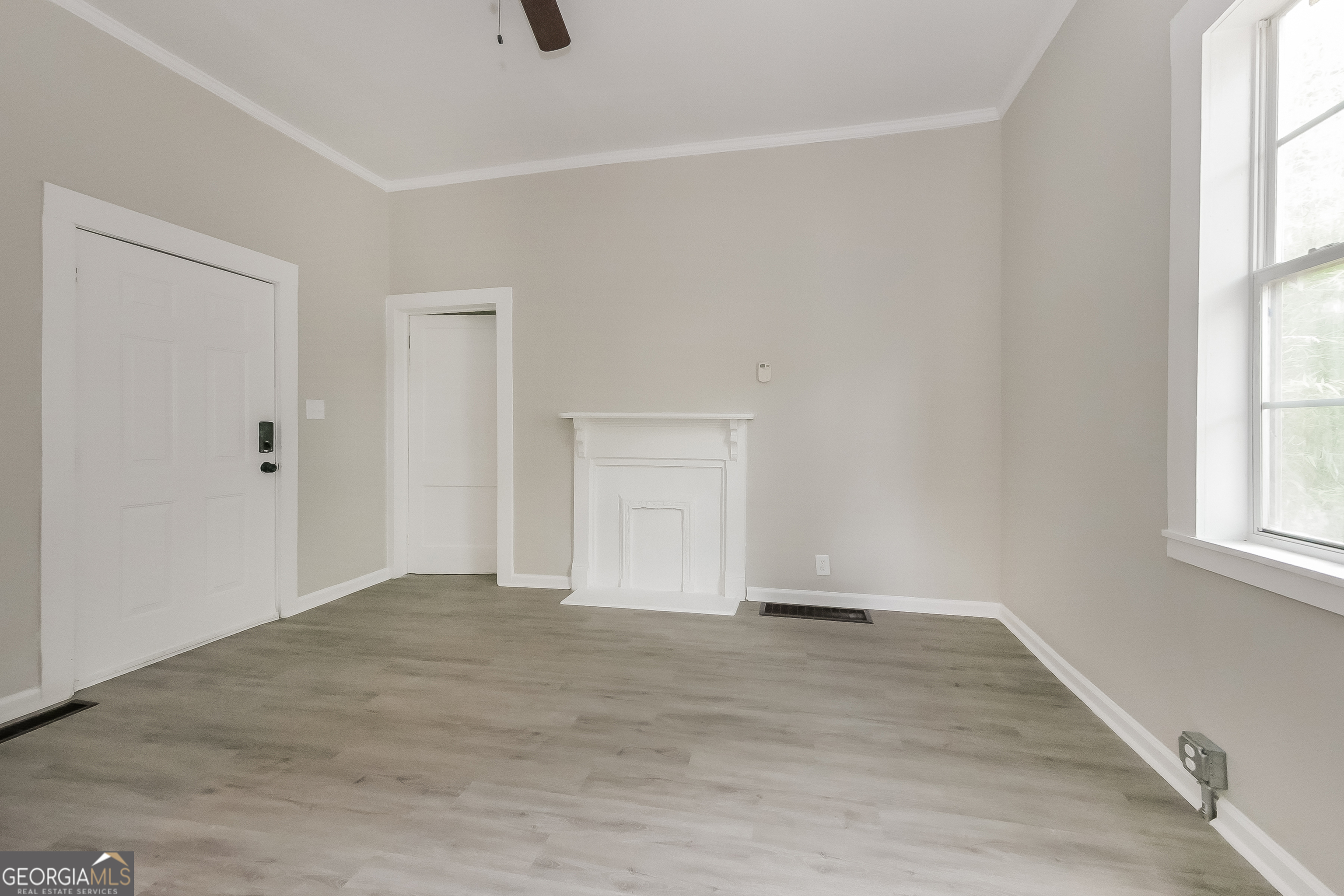 725 Williams Street Property Photo 2