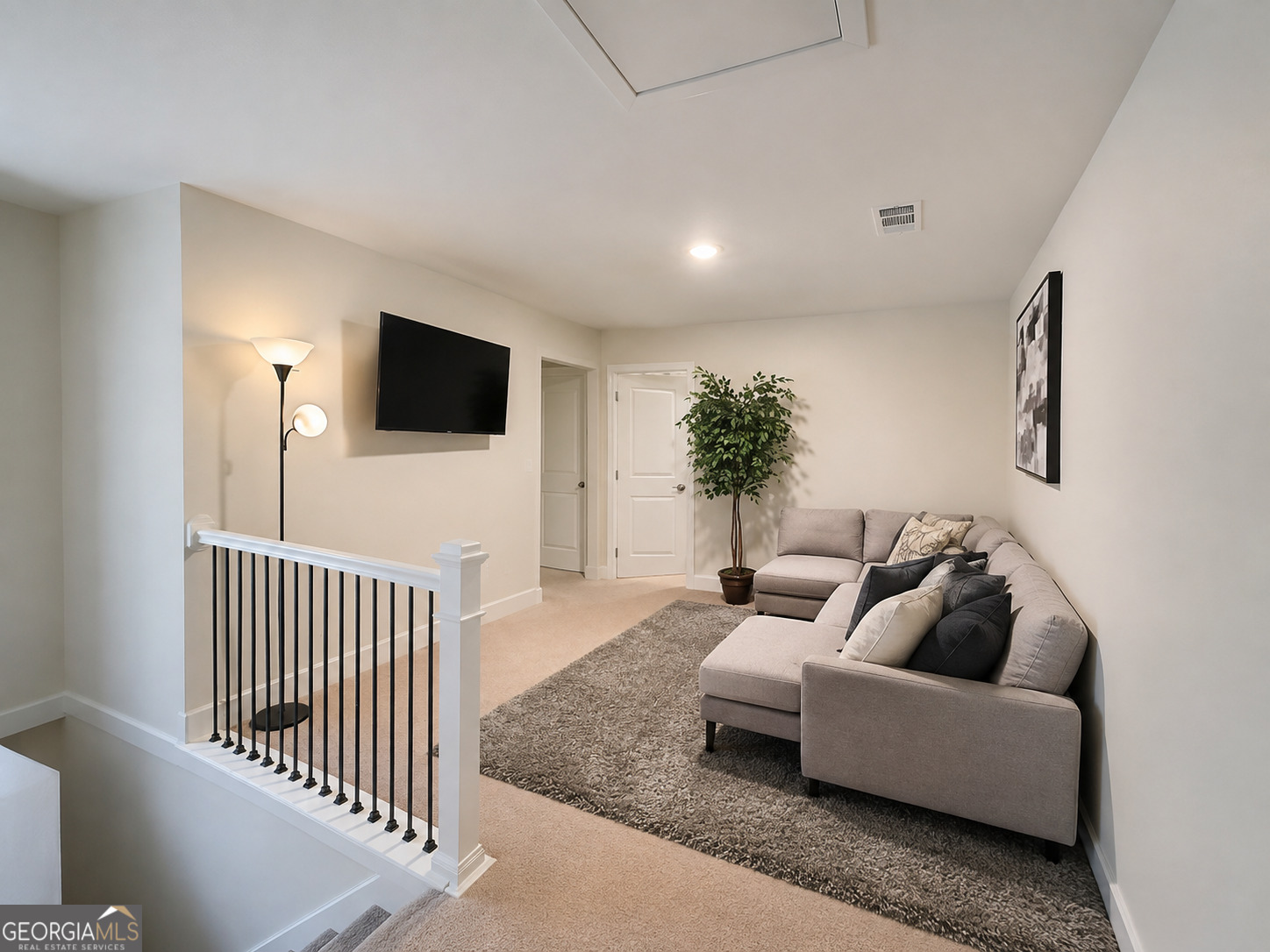 7699 Baron Road Property Photo 2