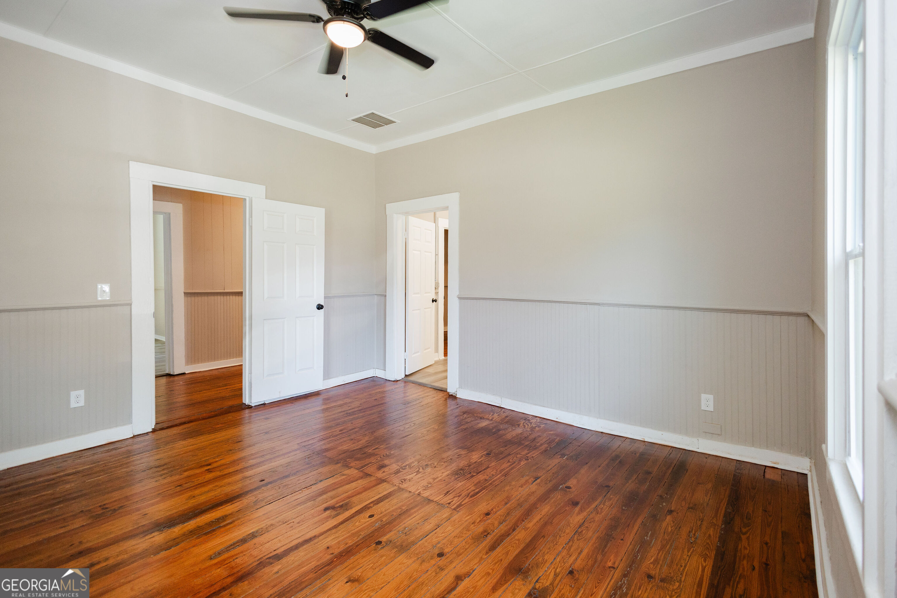 732 Williams Street Property Photo 7