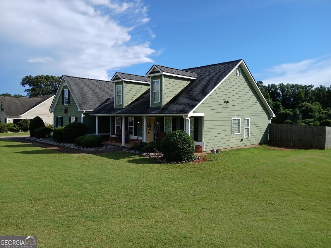 109 Presidential Lane Property Photo 2
