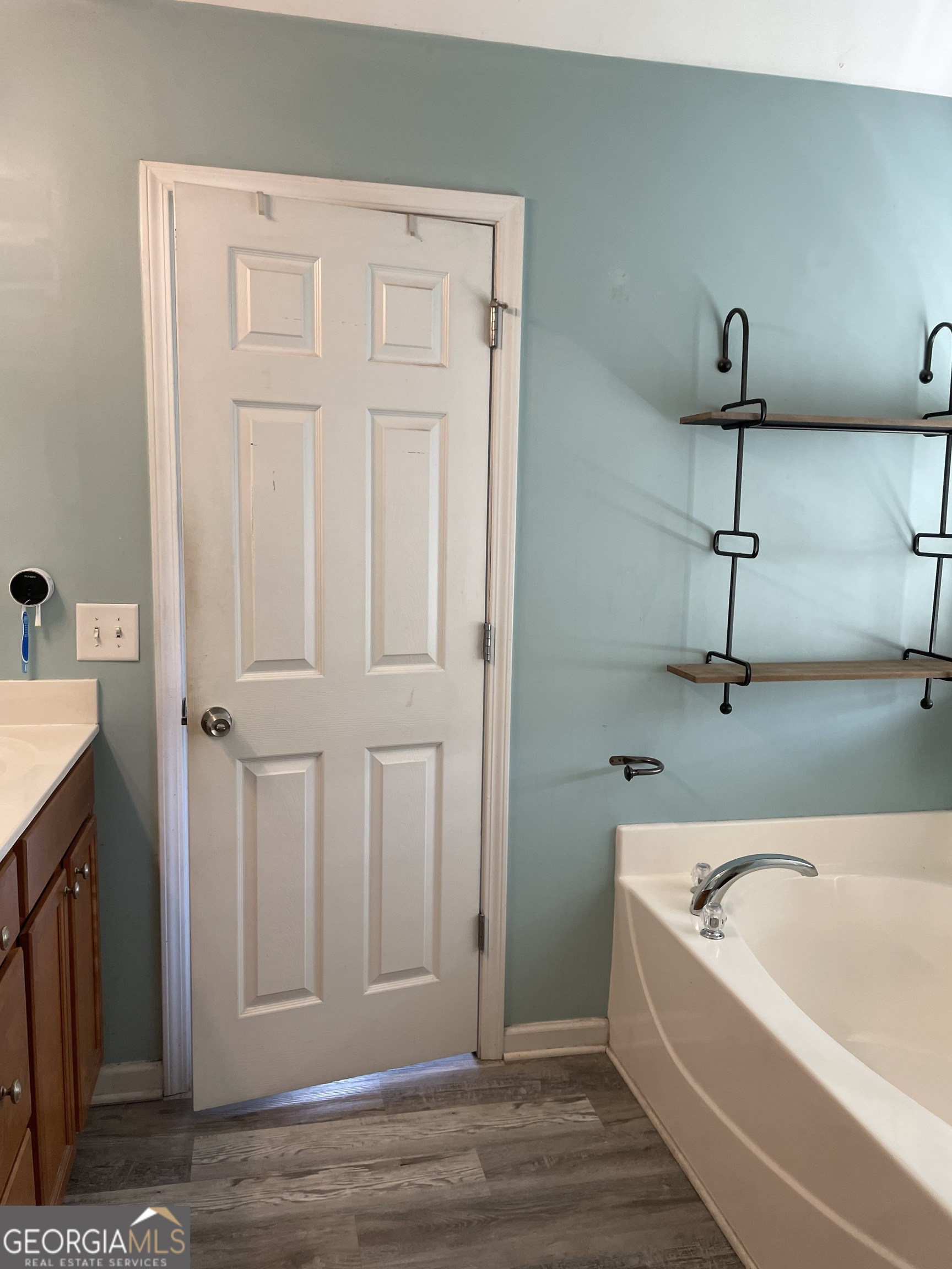 109 Presidential Lane Property Photo 73