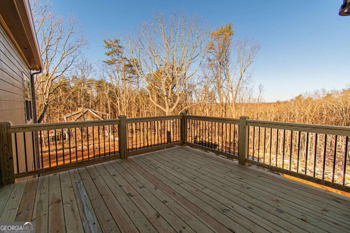 386 Mulberry Circle Property Photo 3