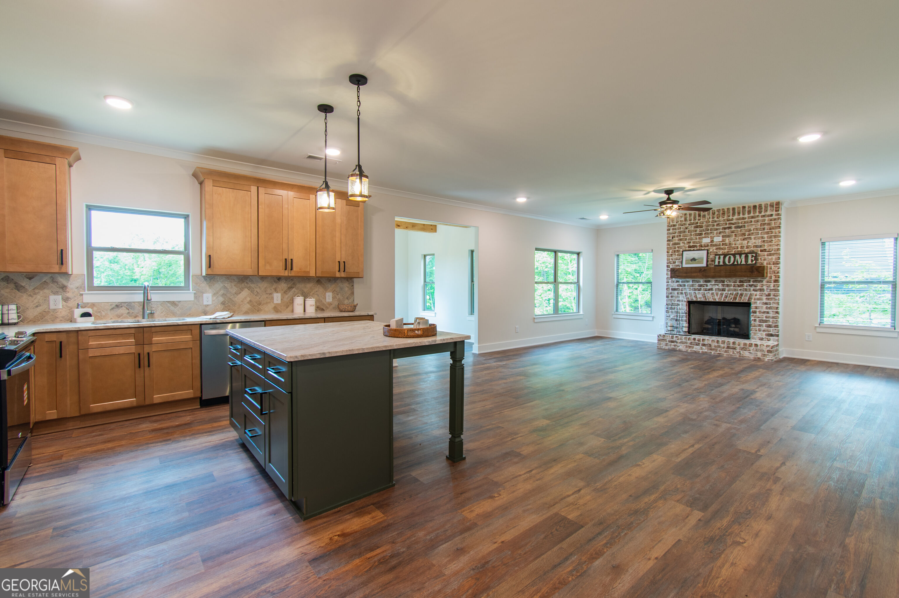 386 Mulberry Circle Property Photo 16