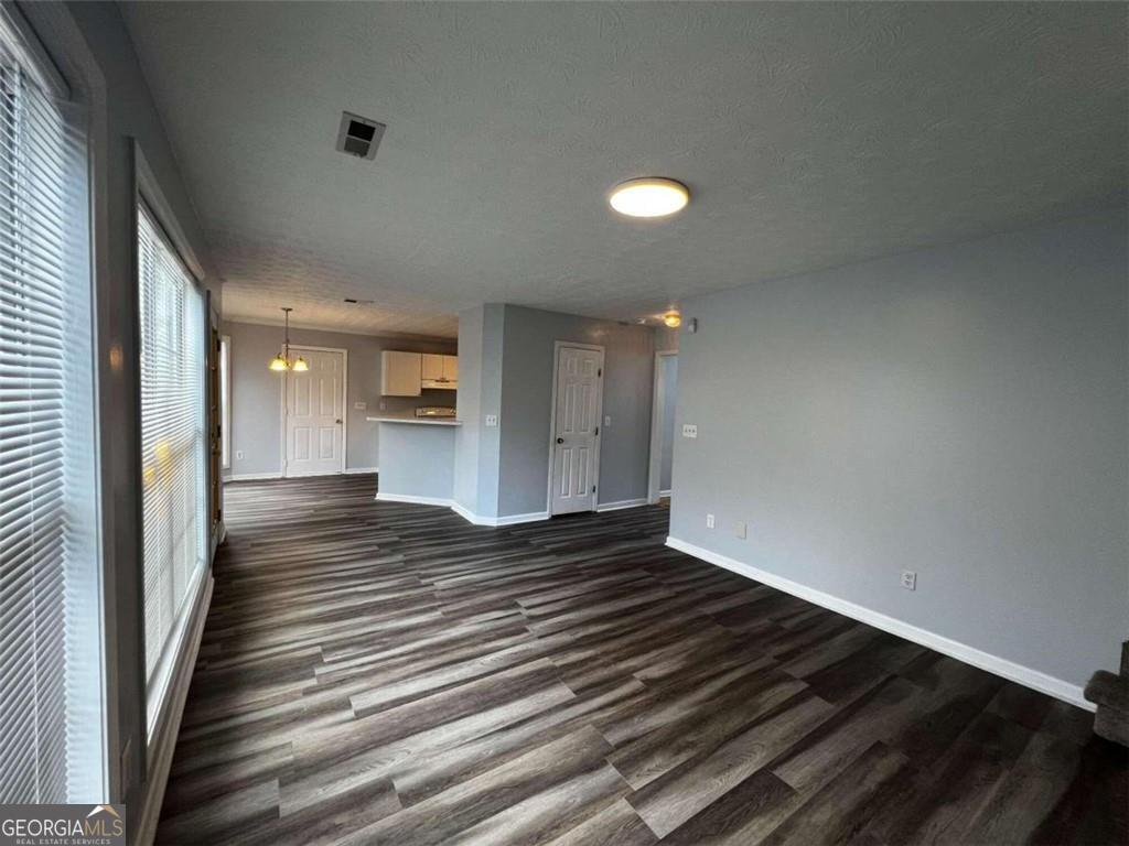 500 Kings Place Property Photo 13