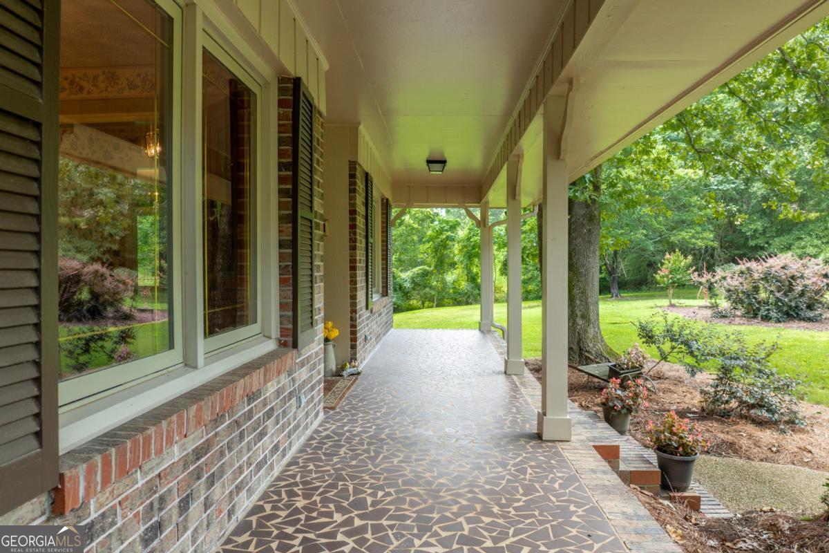 1131 Ednaville Road Property Photo 6
