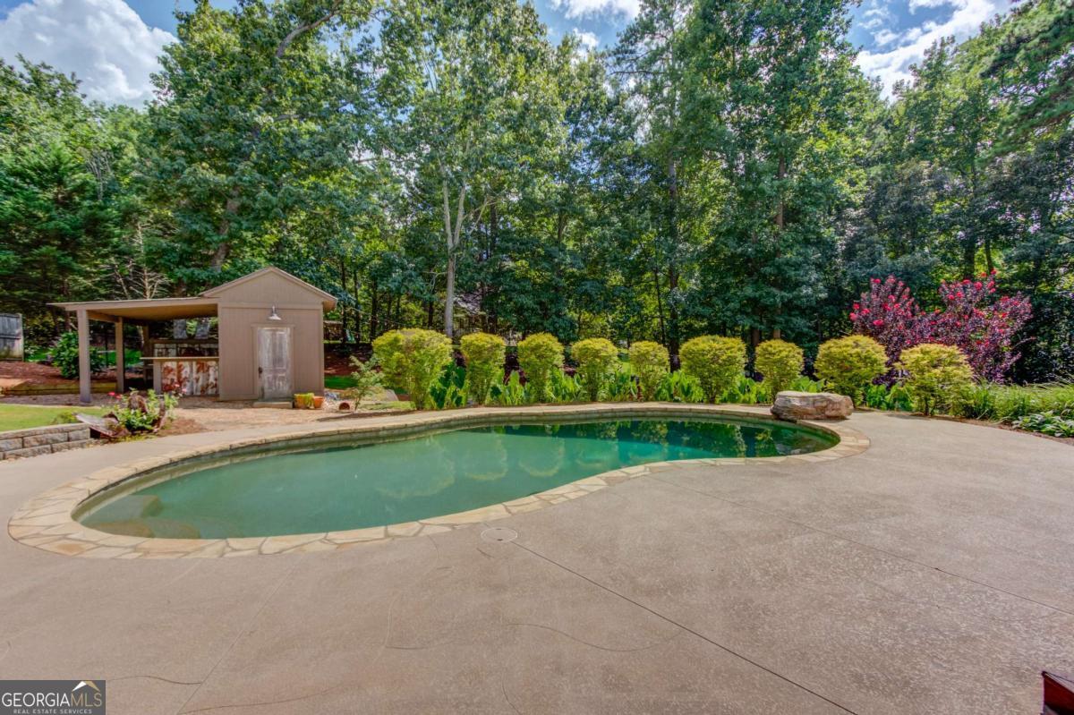 3441 Knollwood Court Property Photo 3