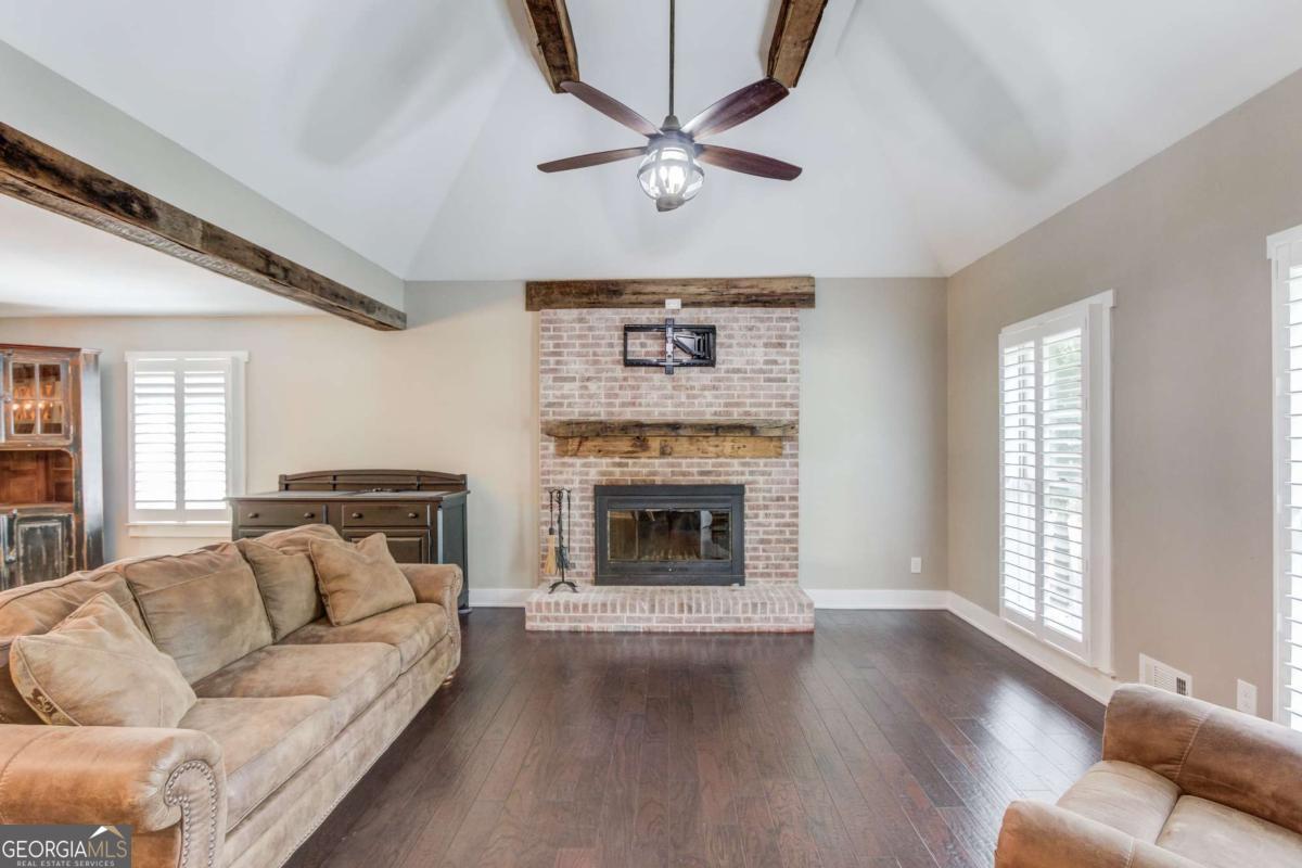 3441 Knollwood Court Property Photo 8