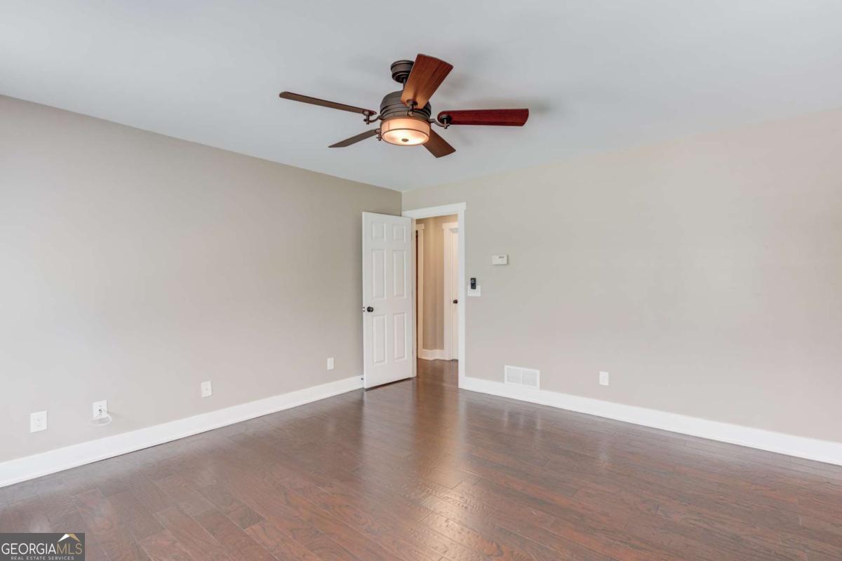 3441 Knollwood Court Property Photo 17