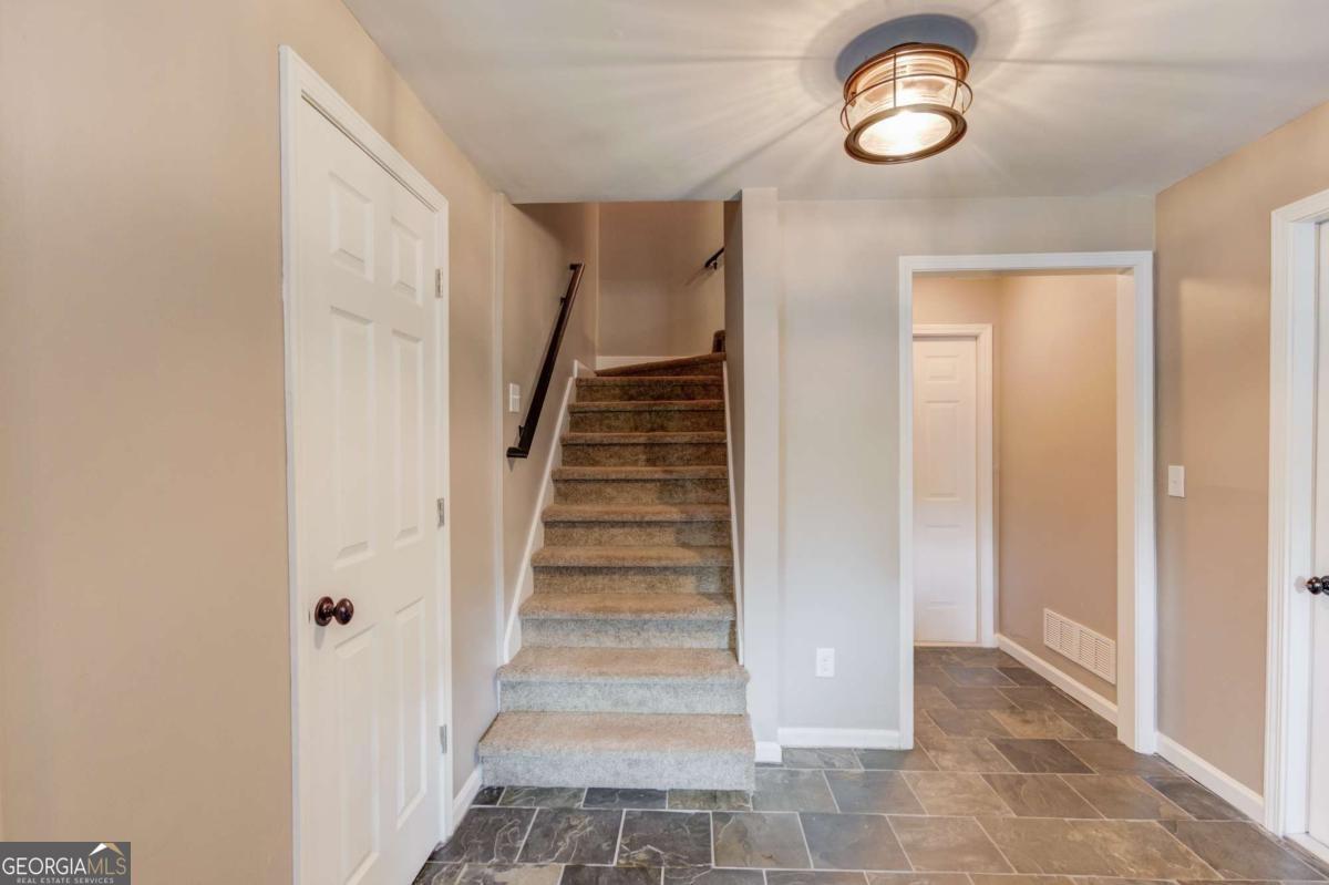 3441 Knollwood Court Property Photo 33