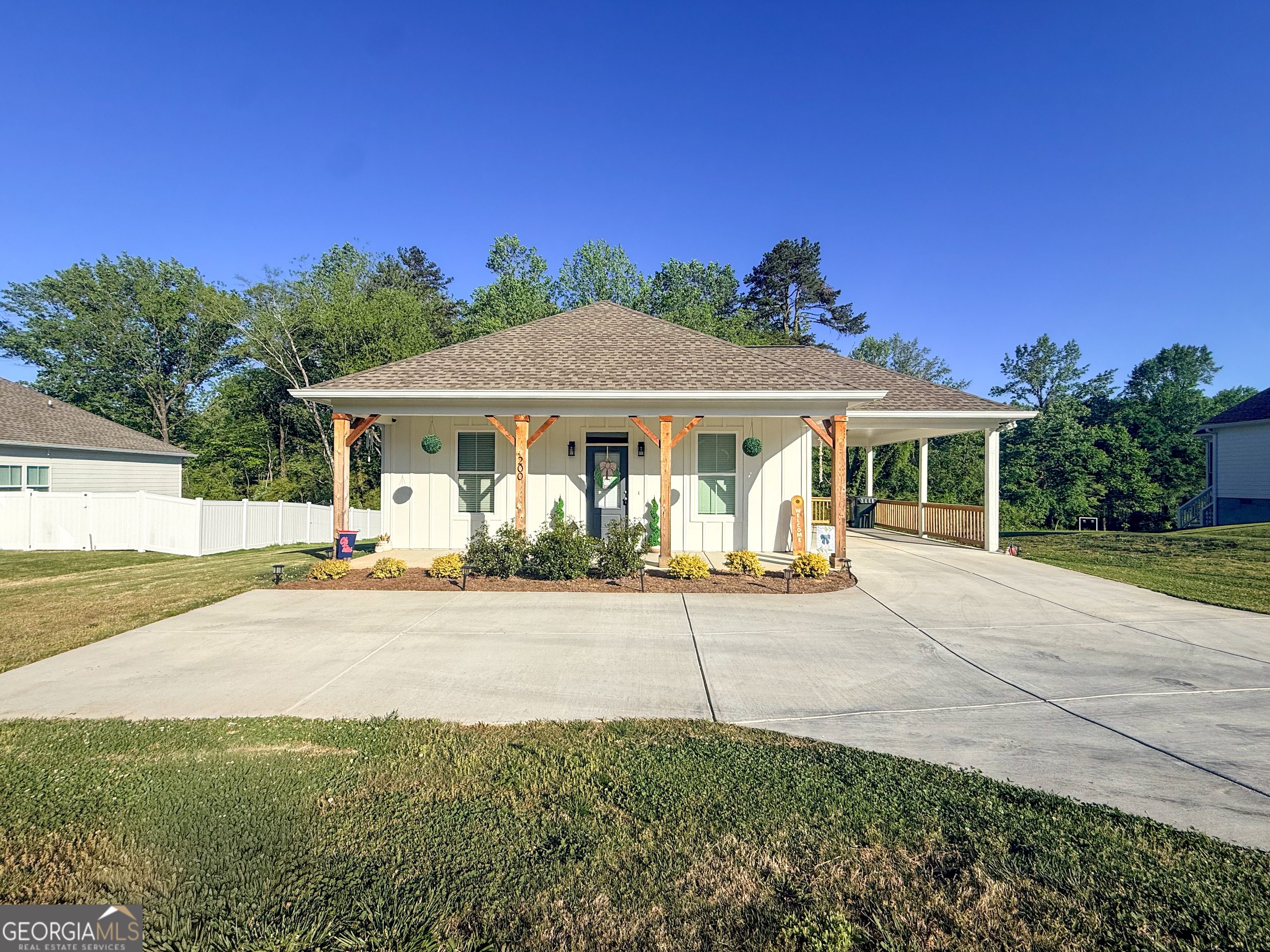 200 Campbell Street Property Photo 1