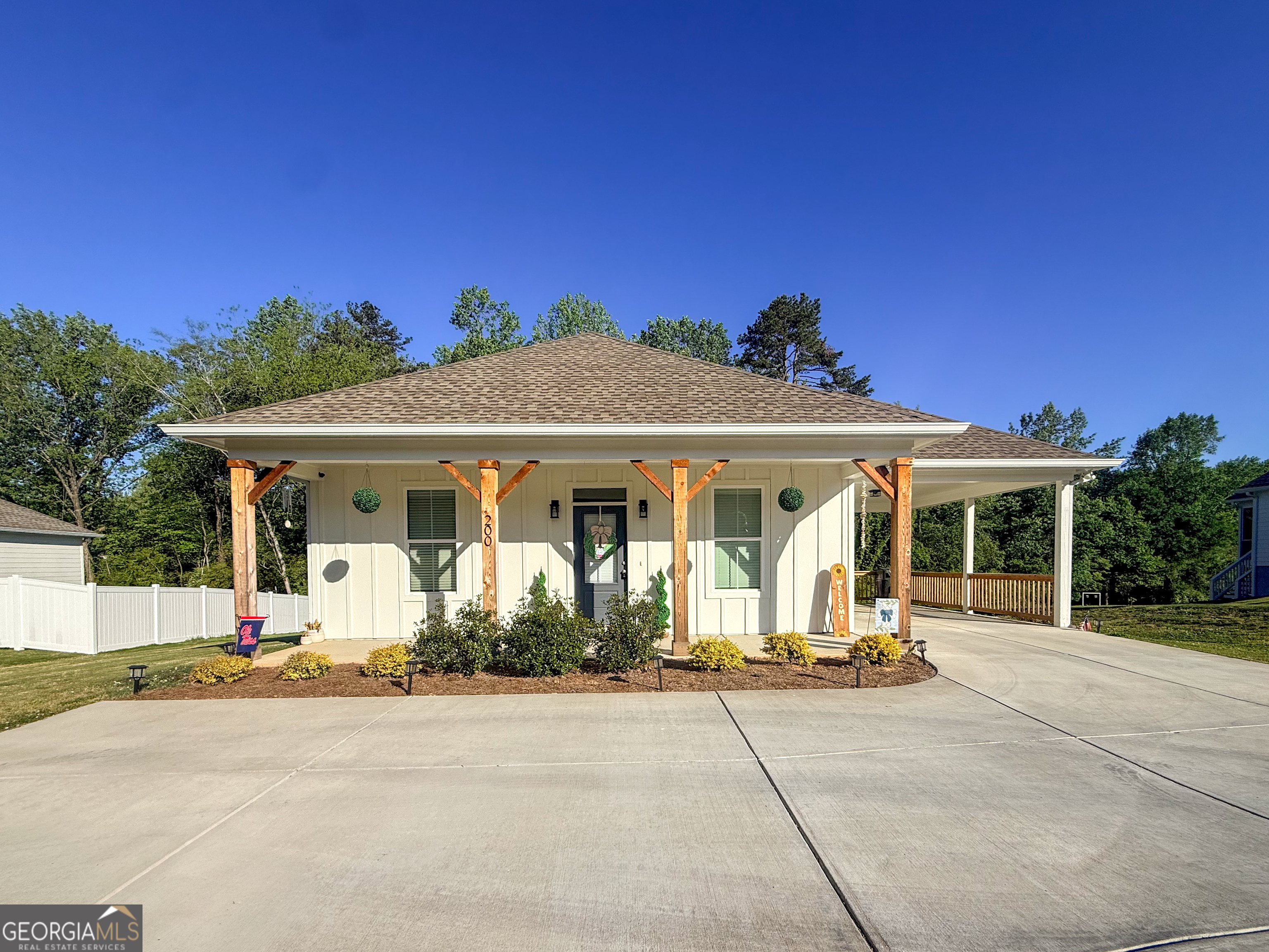 200 Campbell Street Property Photo 28