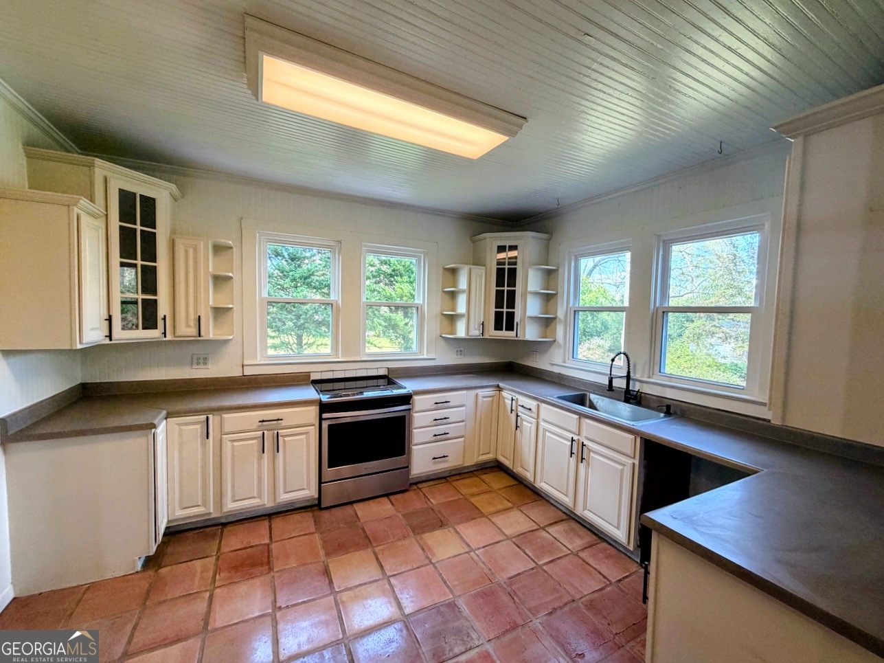 27 Carmichael Street Property Photo 25
