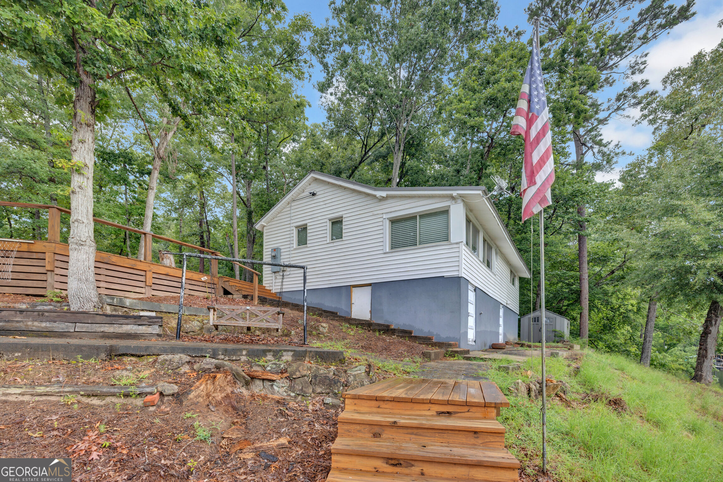 1735 Campbell Road Property Photo 26