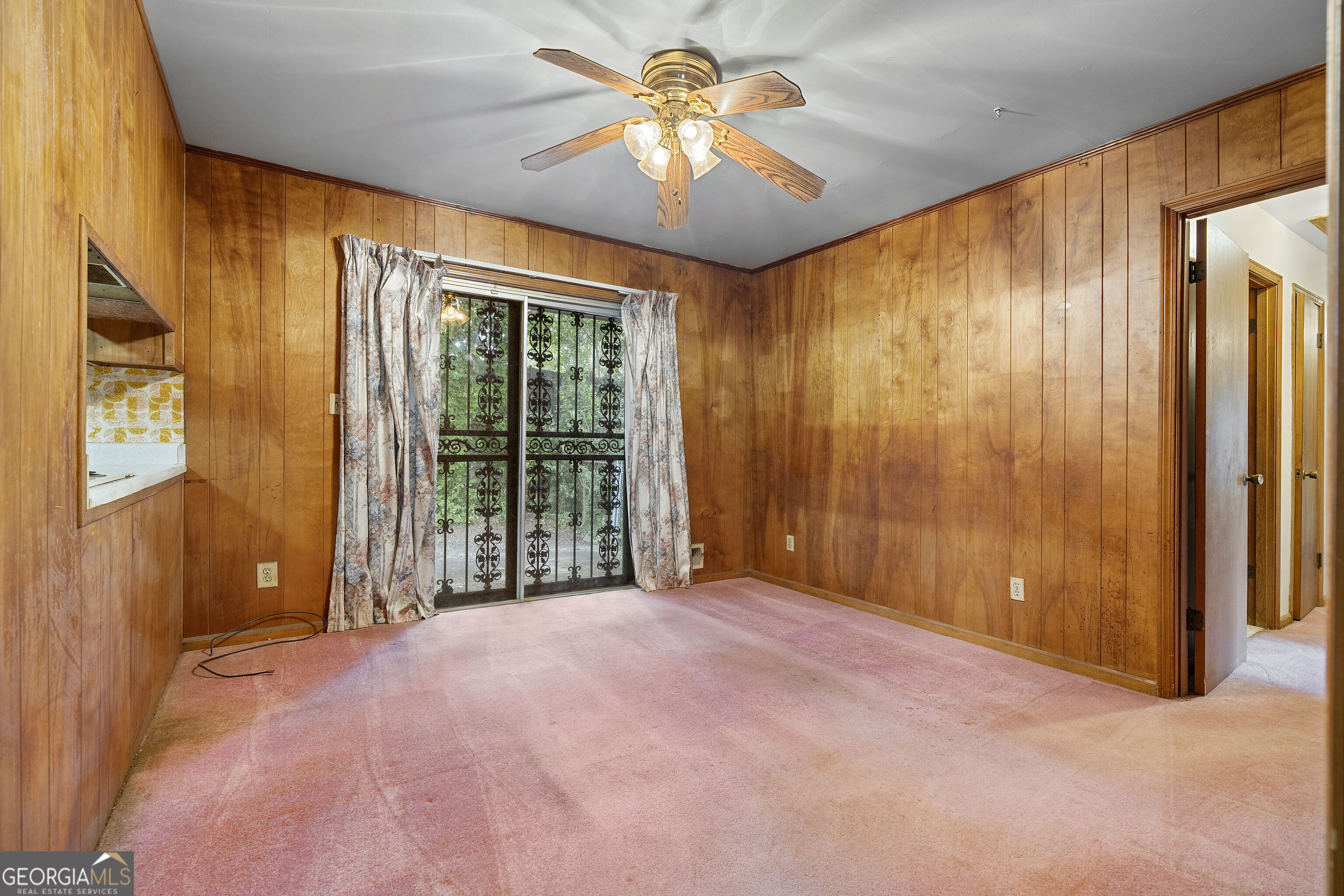 111 Irvin Street Property Photo 6