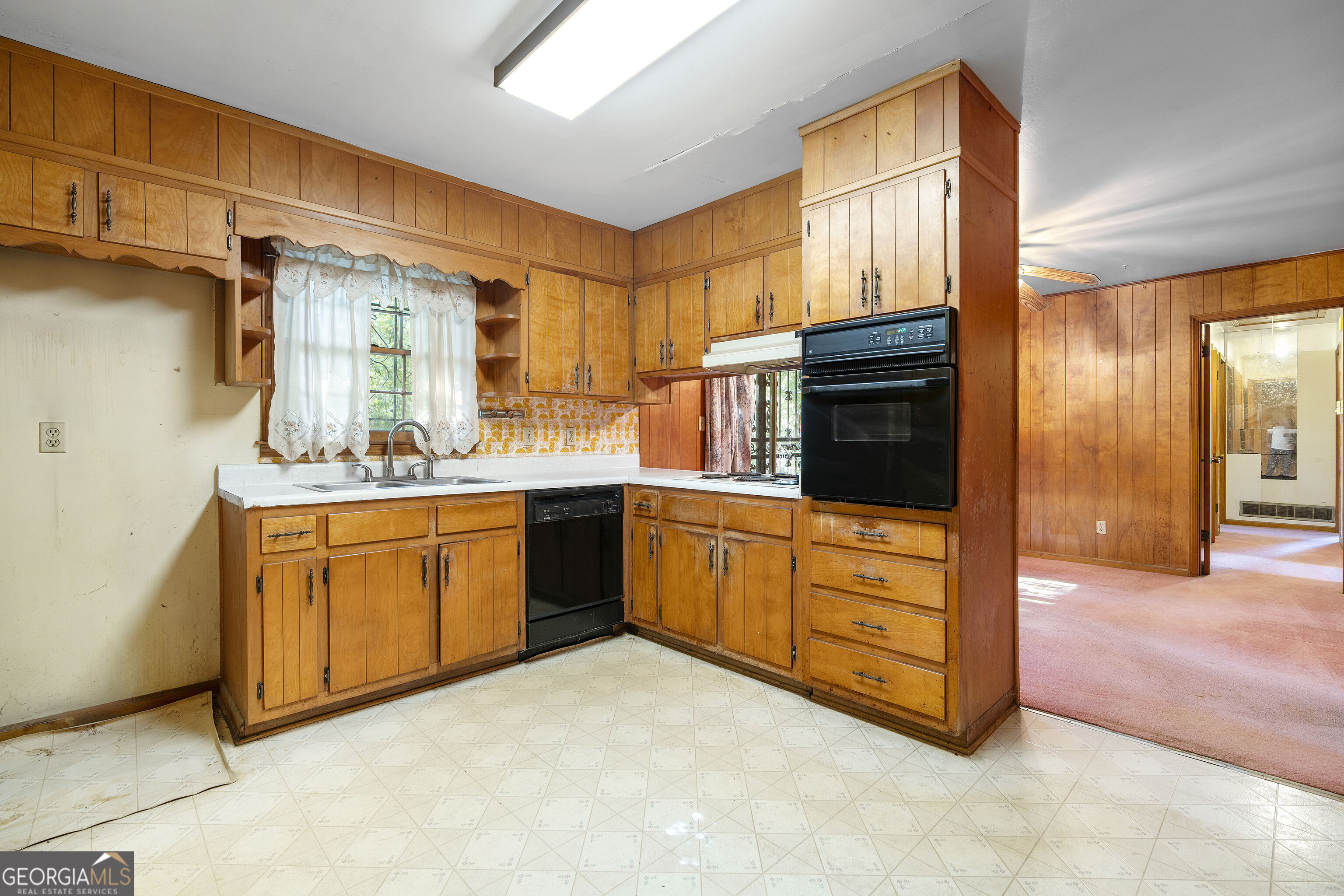 111 Irvin Street Property Photo 9