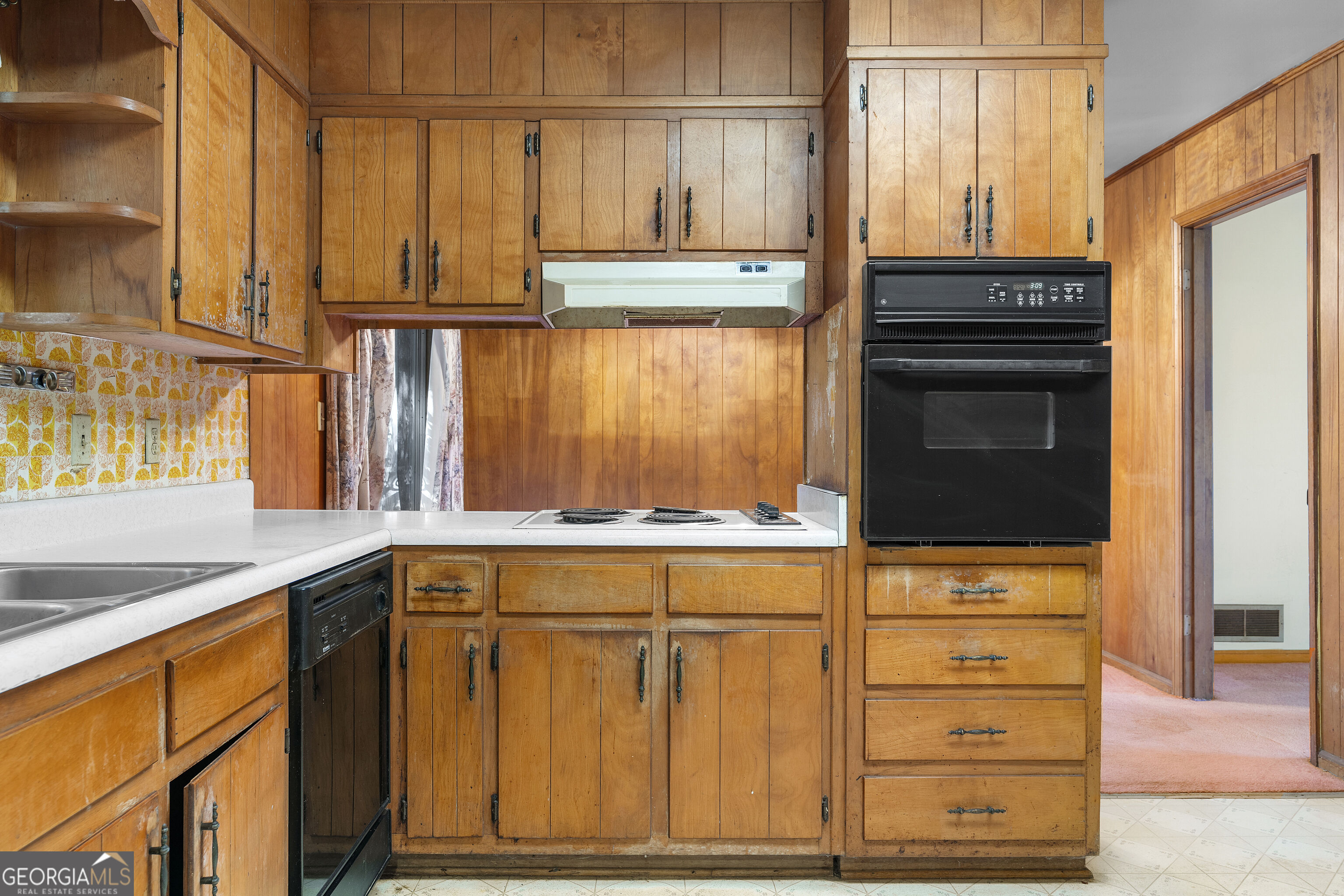 111 Irvin Street Property Photo 12